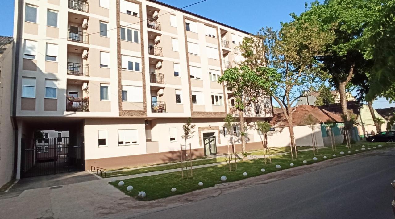Aurora Subotica Exterior foto